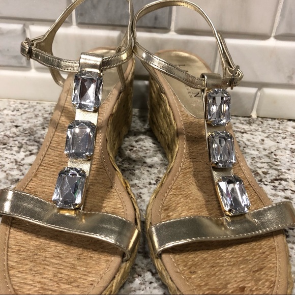 Like New ❤️ 9.5 T-Strap Sandals Ralph Lauren - Picture 6 of 7